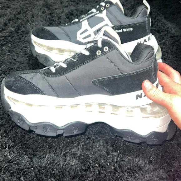 LIKE NEW BLACK NAKED WOLFE PLATFORM SNEAKERS - Picture 5 of 6